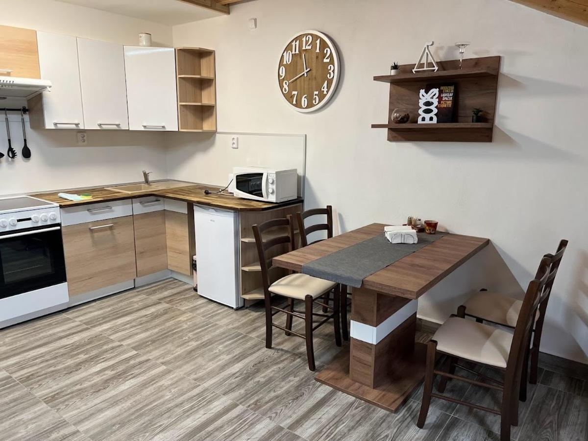 Apartmany Nova Duha Vavrinec Eksteriør billede